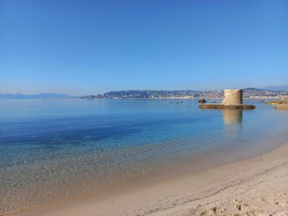 Holiday home Joli Studio 4Pers Piscine Tout Confort Juan-les-Pins