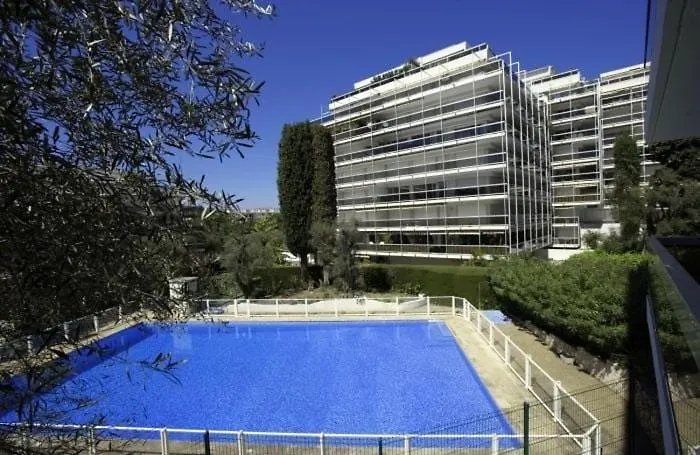 Holiday home Joli Studio 4Pers Piscine Tout Confort Juan-les-Pins France