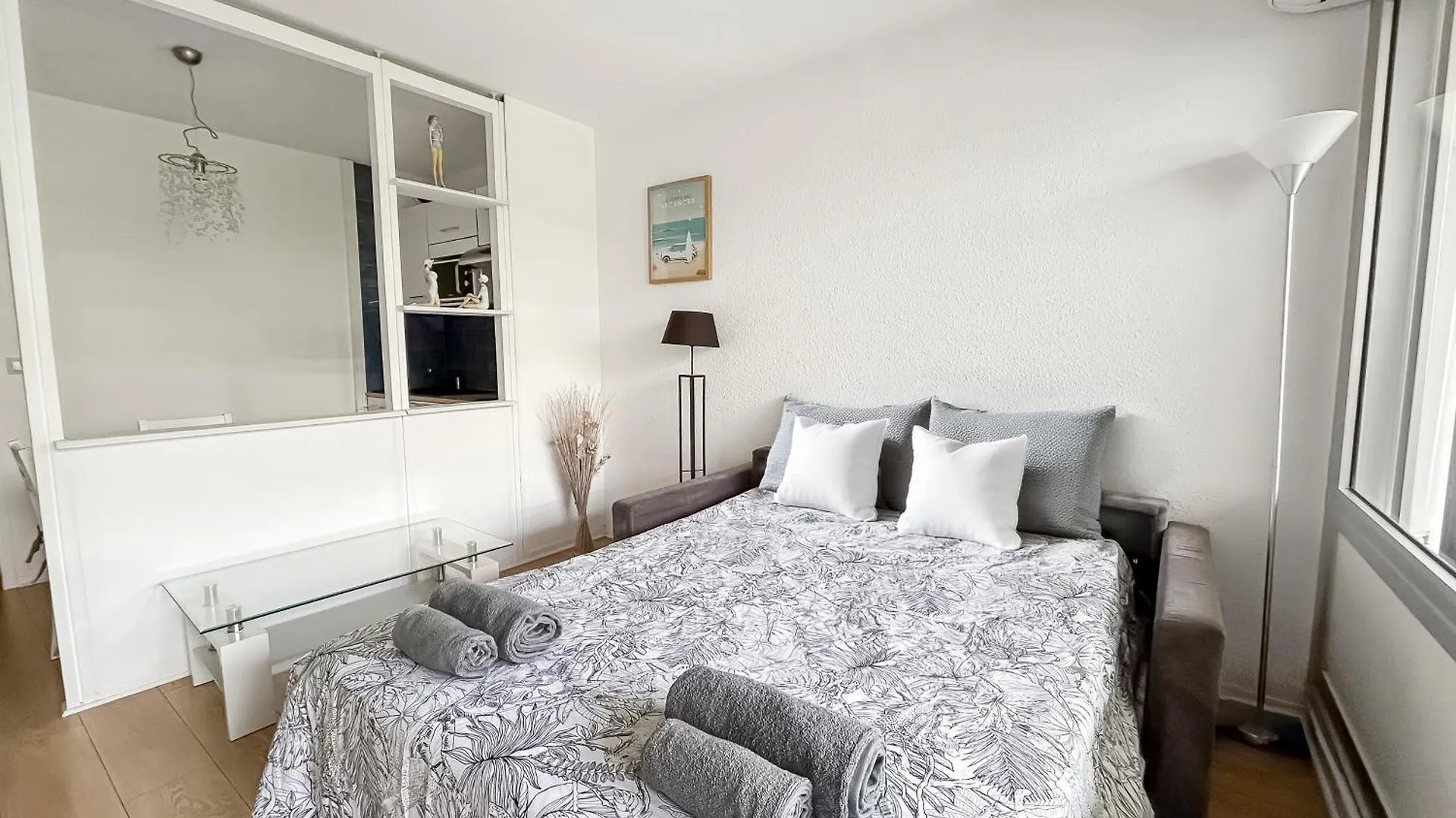 Joli Studio 4Pers Piscine Tout Confort Juan-les-Pins Holiday home